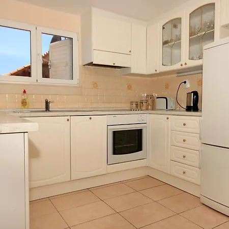 8961a Apartment